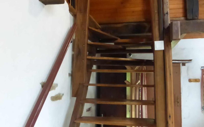Gîte 6_escalier de meunier